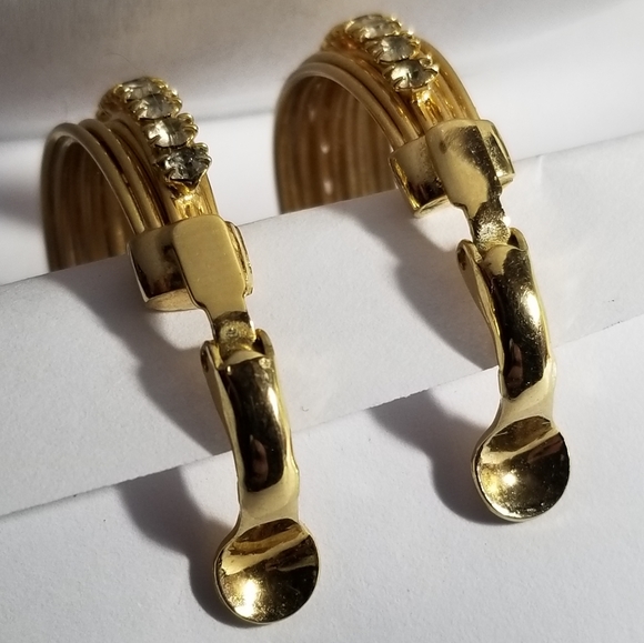 Relisted -Vintage hoop clip on earrings gold tone clear rhinestones - Picture 12 of 17